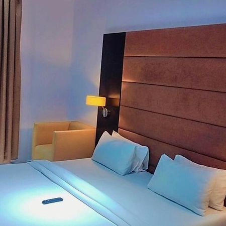 Axor Hotel & Suites 레키 외부 사진